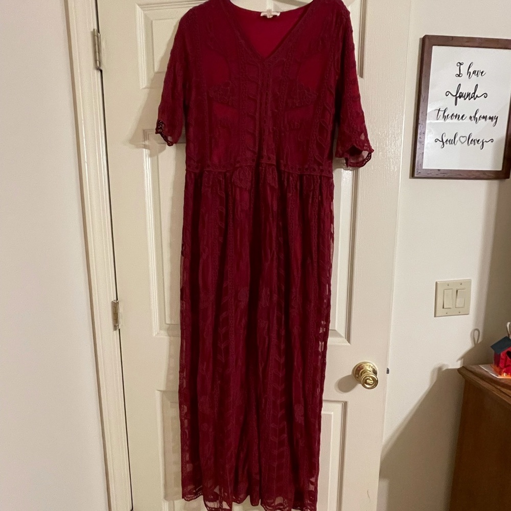 Gorgeous Burgundy Lace Maxi~Dress